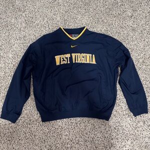 Vintage Nike West Virginia Mountaineers
Pullover Adult Large Blue Center Swoosh